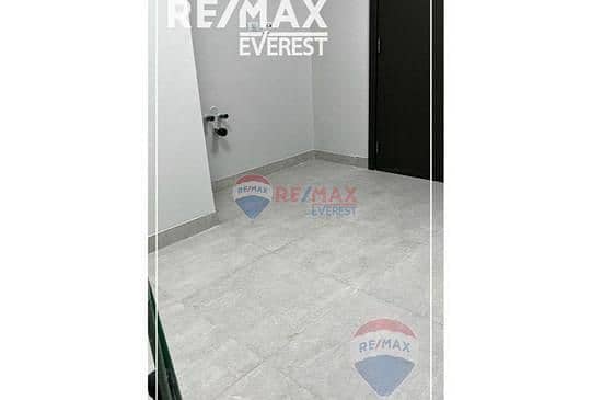 12 8d240e9c-4404-4070-b031-bfc13d0db81e. jpg