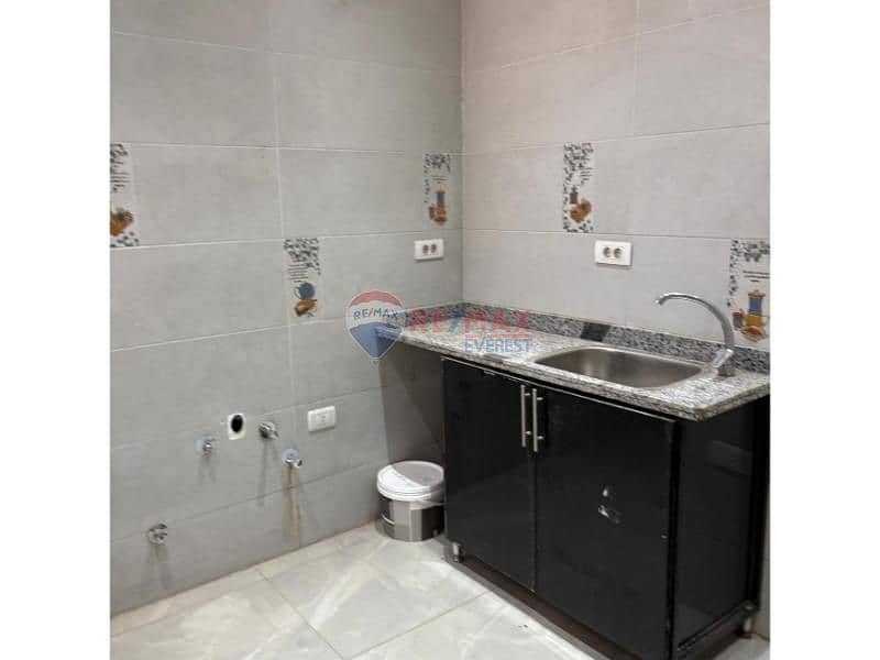 12 4e7dbe97-9b5e-4305-805b-fa28eb103b4c. jfif. jpg