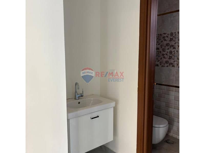 16 ba369242-0637-4db6-b730-a0be209e4814. jfif. jpg