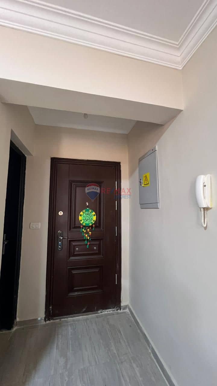 3 WhatsApp Image 2025-10-19 at 7.15. 57 PM (3). jpeg