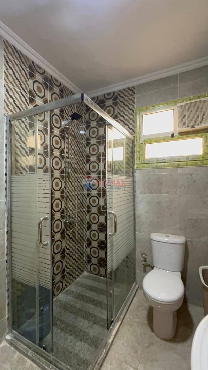 8 WhatsApp Image 2025-10-19 at 7.15. 56 PM (1). jpeg