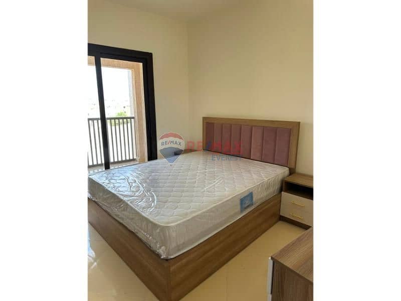 10 8329f1cf-5f8b-4f91-9cbe-63fc361fddf5. jfif. jpg