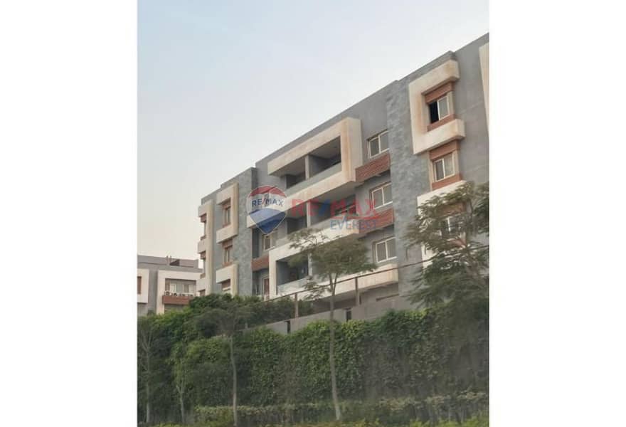 4 a192ebc8-324e-4db0-bc12-613805bb2621. jpg