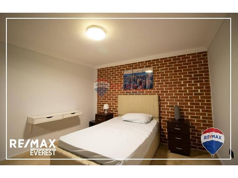 8 8bf3dfa5-7153-4943-a527-519c7db5b79f. jfif. jpg