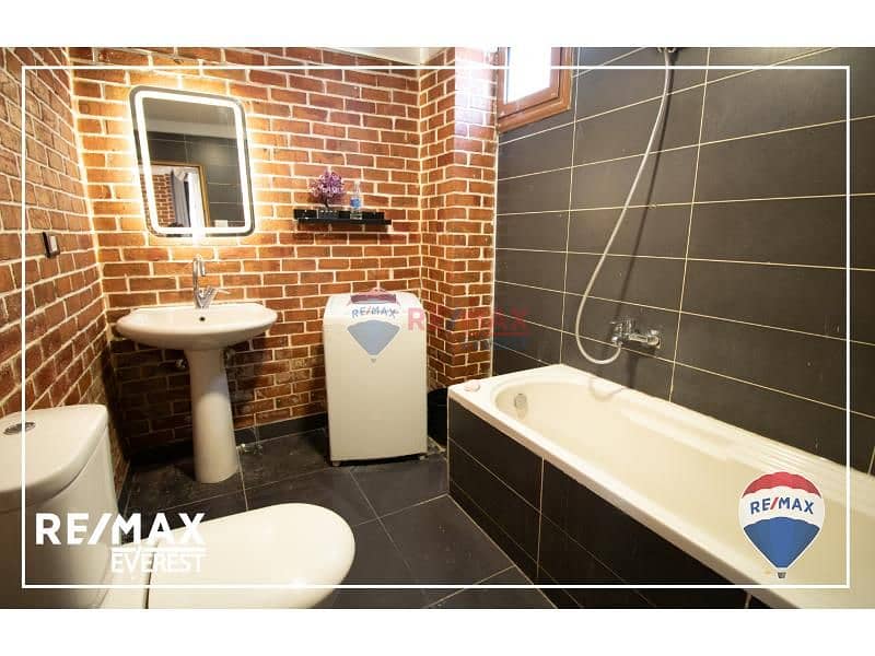 17 5af0b137-7e4b-4979-a308-c109876ef652. jfif. jpg