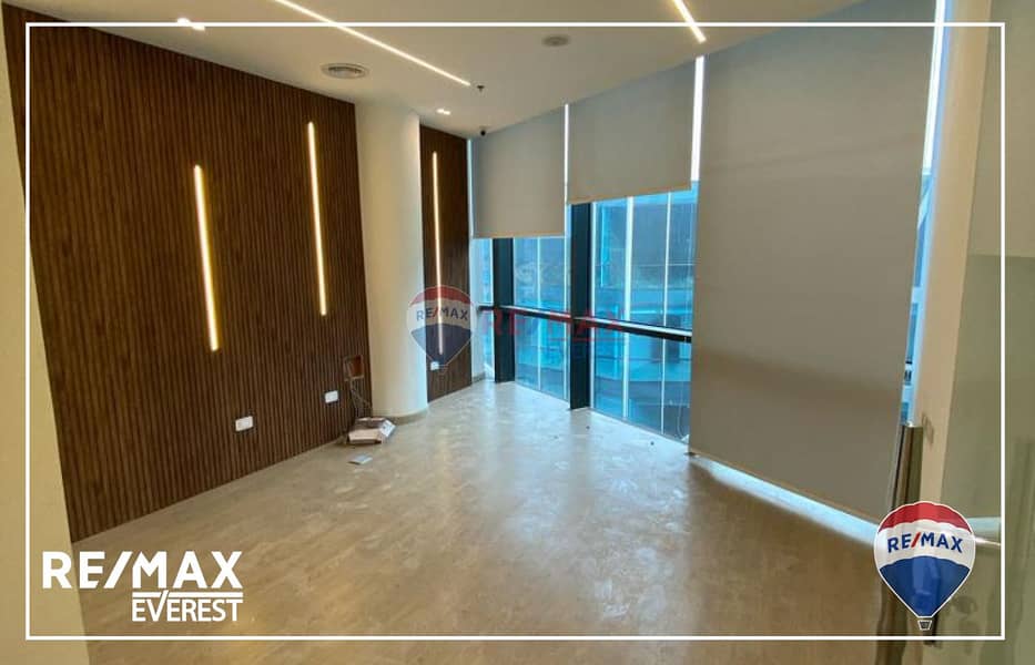 2 WhatsApp Image 2025-09-25 at 2.40. 33 PM. jpeg