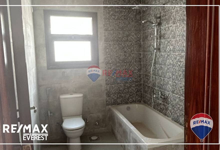 8 5da00e32-56f7-489d-ab95-1f3d8c078914 (1). jpg