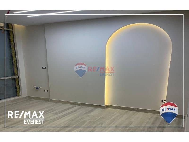 8 0b7d6cfe-fdcf-4523-b5c8-d8a123324bea. jfif. jpg