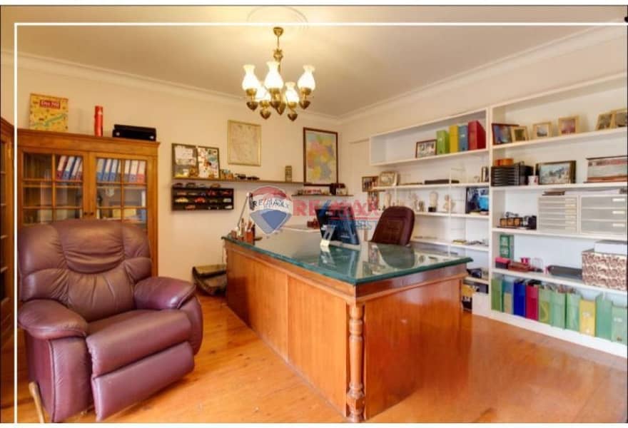 7 2a5ac2b7-fad6-41cb-9ff3-106cf1d12cd5. jpg