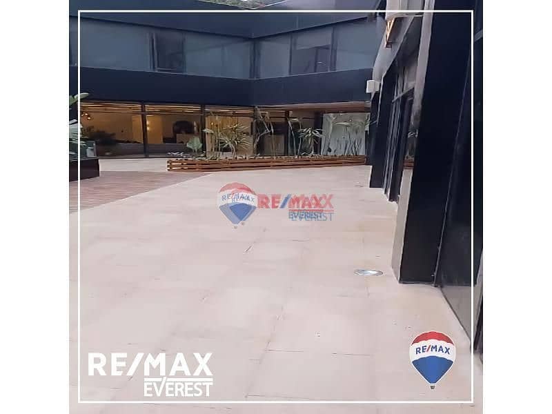 3 5f6ee77e-d9d8-11ef-b887-36ec4921651f-4e4f095f-79a0-4a6e-996b-120cc70ec7bd. png