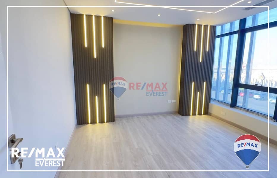 7 WhatsApp Image 2025-10-14 at 12.51. 33 PM. jpeg