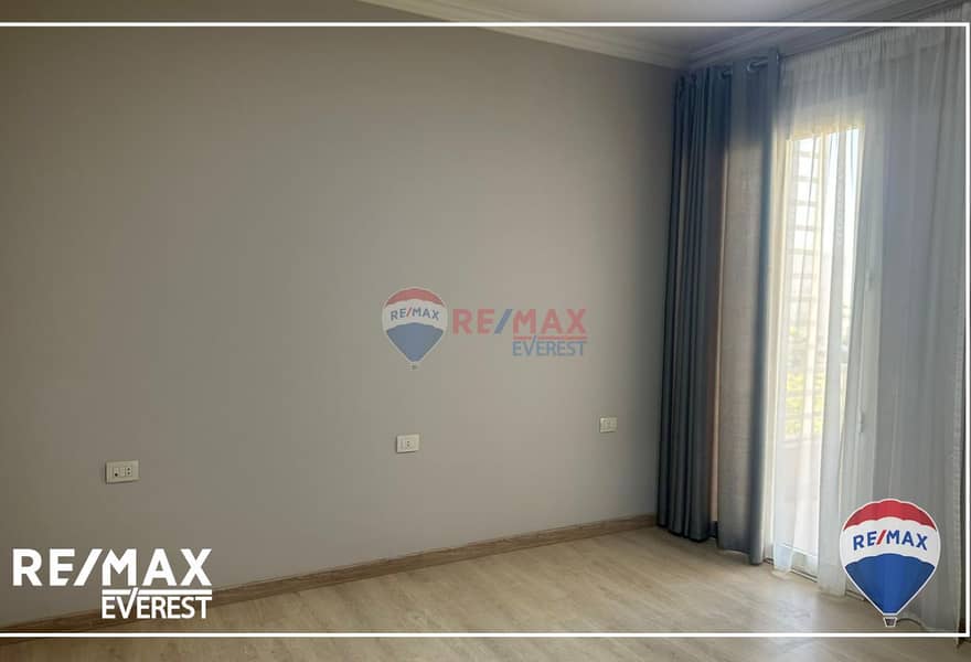 7 f917e2ce-7729-42ce-bc86-f0233952ef46. jpg