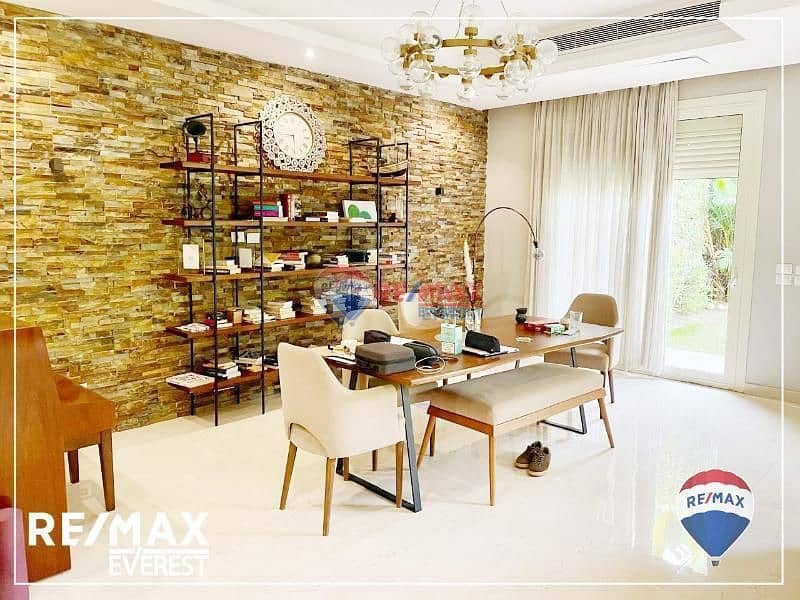 ac5c026e-ec62-4d73-979f-d41e03eadf8b. jpg