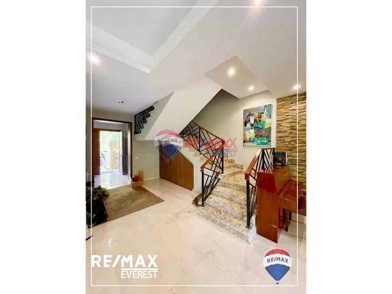 3 2a05224c-6db2-46d6-a1ac-14912f43b31a. jpg