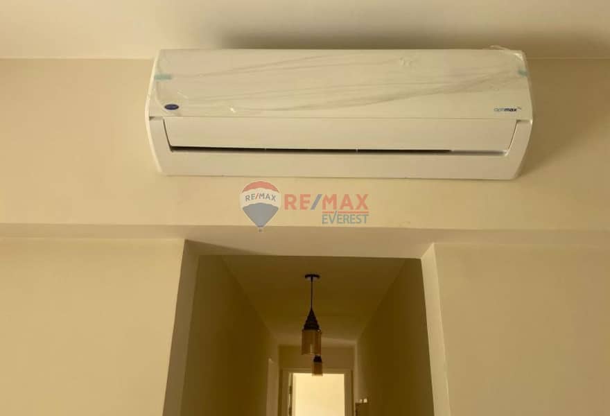 8 666ef708-53a0-49c0-b248-951d2b6c6835. jpg