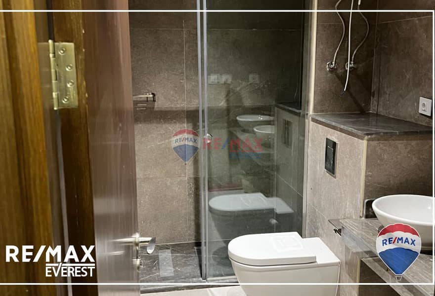 9 89d676f8-acbf-43a6-85b5-9ca181644cbe (3). jpg