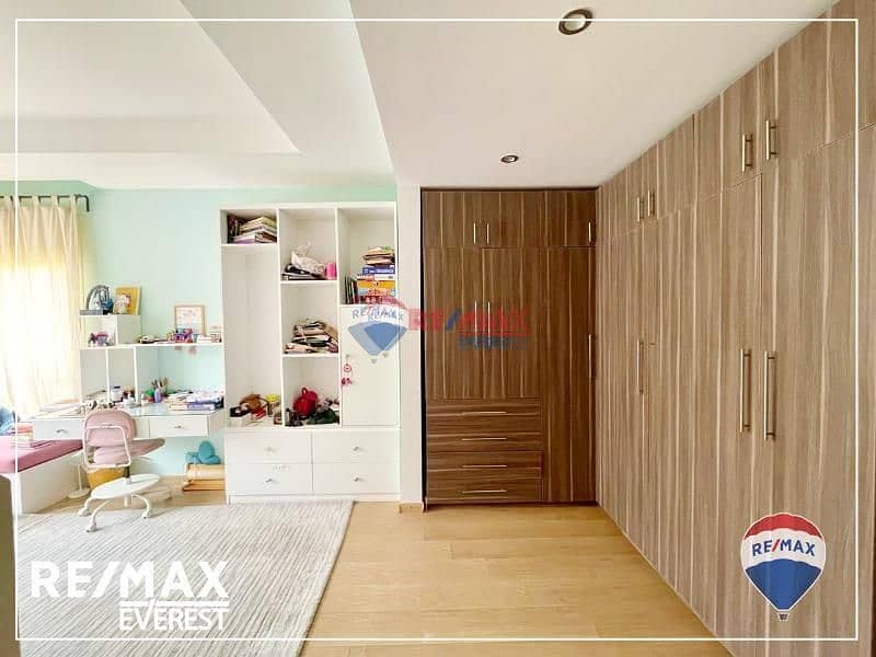 9 971d9775-1835-4506-b4ce-39999bd65286. jpg