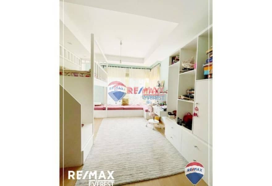 9 29c10b96-d55d-46bc-88ad-2ca4183d07f4. jpg