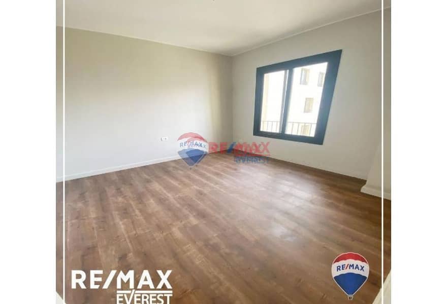 5 915a4530-29af-488a-9f6b-4b50ac453074. jpg