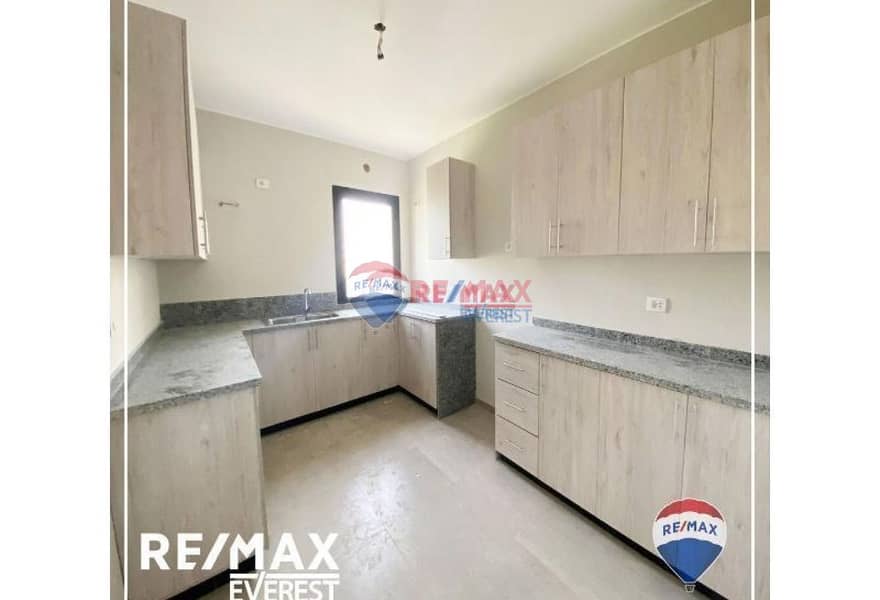 7 eb36443a-ec8e-4164-b98f-d2946a2b27d1. jpg