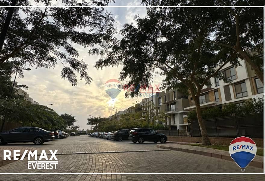 10 b6057f23-a4bd-4e2c-b42c-280e5afb541b. jpg