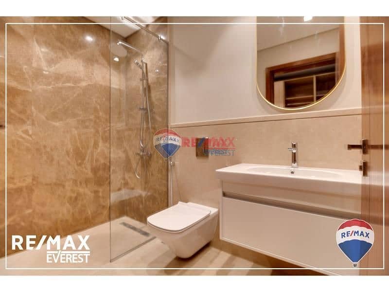 8 f7fe6e69-8270-4624-a3c6-678f049729e6 (2). jpg