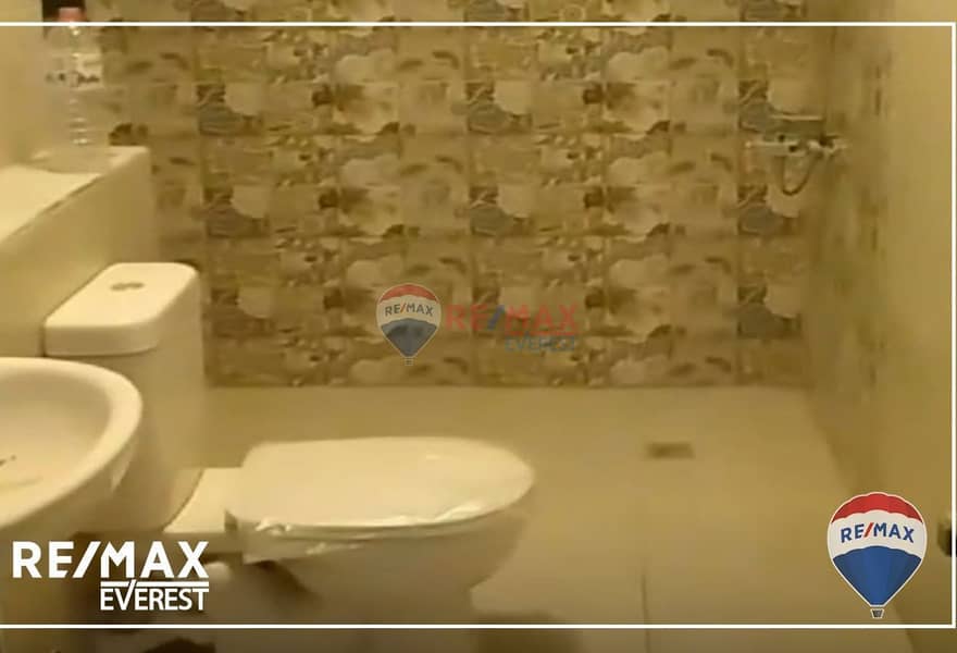 8 aef21b76-750f-4e69-ab2d-93b434eb5c18 (1). jpg