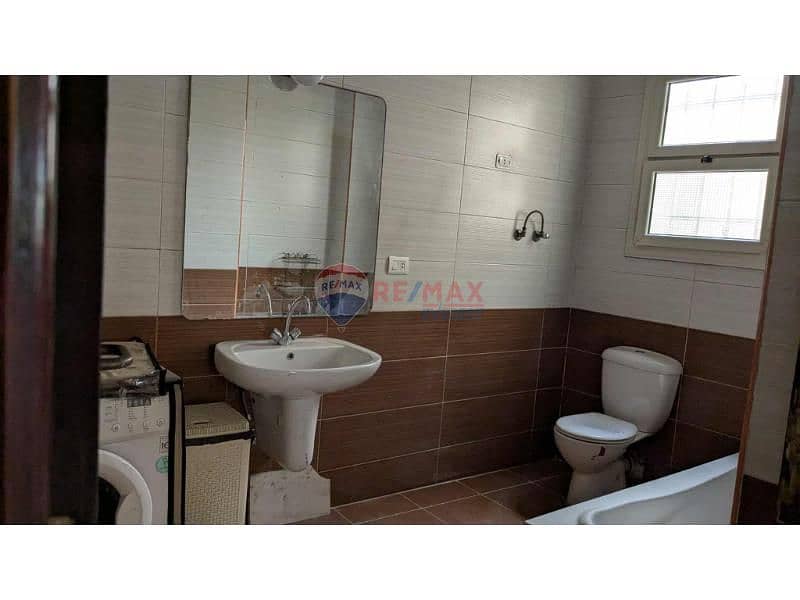 7 2e6b94a3-7748-4a65-a2f9-30ce5bc32cd2. jfif. jpg