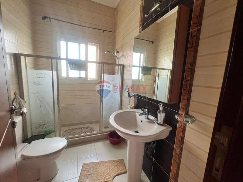 12 e32a2c8b-1cac-4118-8246-2b9f62706321. jfif. jpg