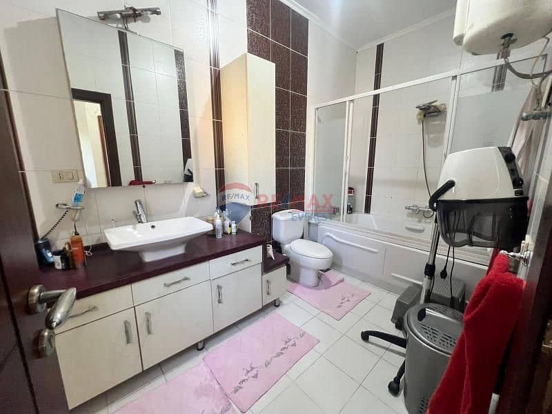 13 e82b7d6f-e176-4b90-8901-e93062f33ee6. jfif. jpg