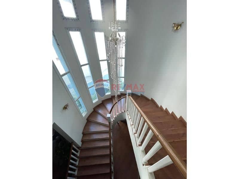 5 5257e8c6-52cf-49d3-b6dc-1c554ceaba5a. jfif. jpg