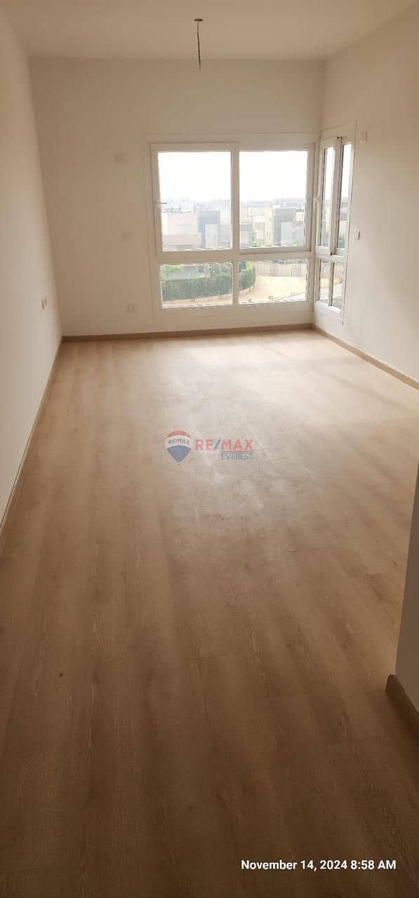 4 WhatsApp Image 2025-10-21 at 12.52. 27 PM. jpeg