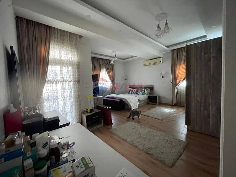 14 1d04b8ae-6af6-4fdd-b572-d4bd048f700e. jfif. jpg