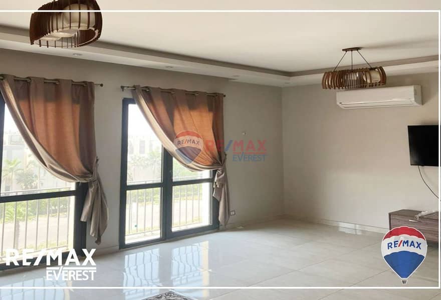 2 bbab73a7-25ce-4dca-aed6-181a9b426f5c. jpg