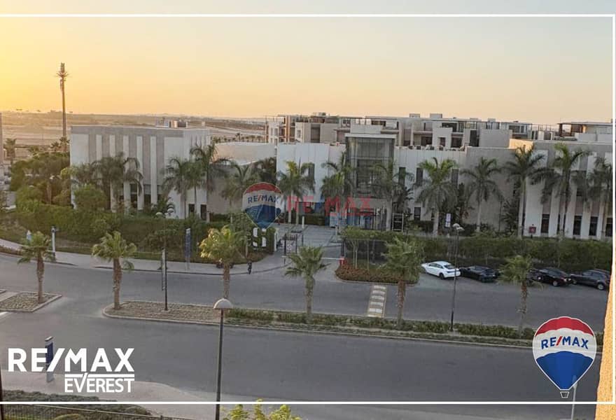 9 0413803b-8f6f-4150-a843-b6650343bf39. jpg