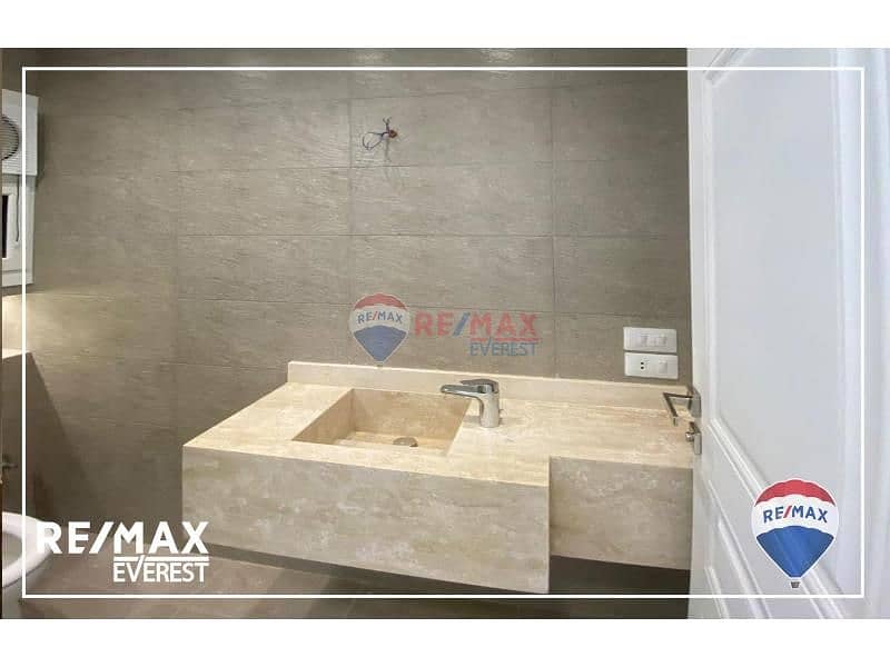 15 7359ed32-a420-4d52-bc5f-2eff3f856f85. jfif. jpg