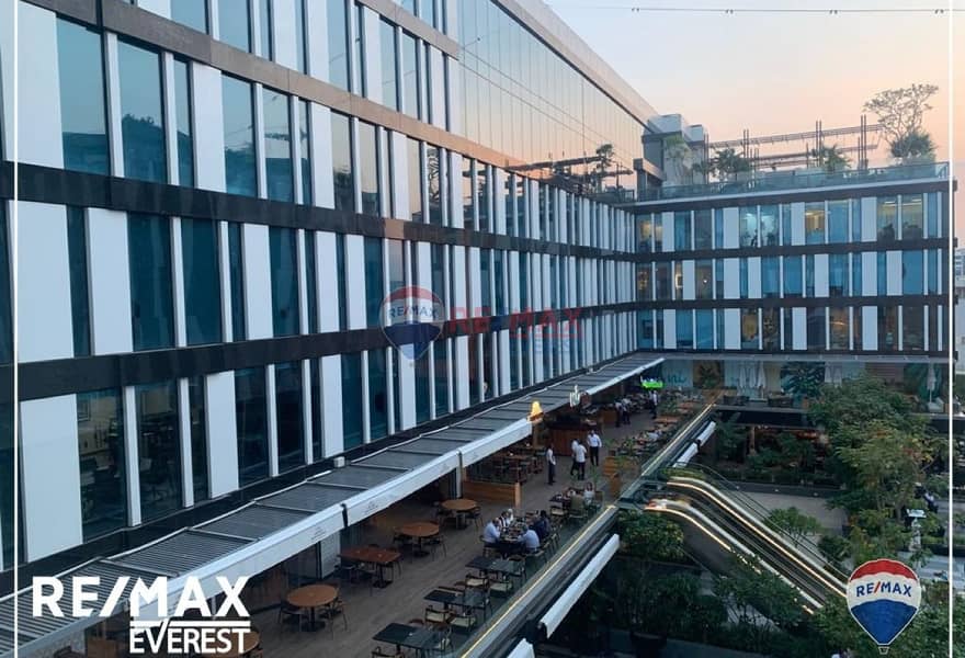 6 07ee25b0-02cd-4252-9209-bce53c6cd37e. jpg