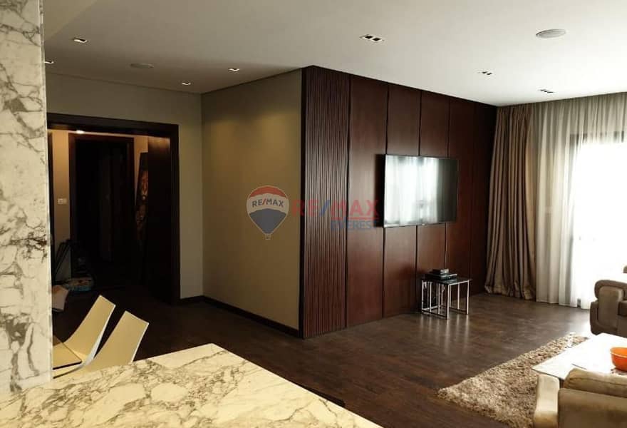 3 b50924e2-d1f3-4058-adcb-ca98147ad1e4. jpg