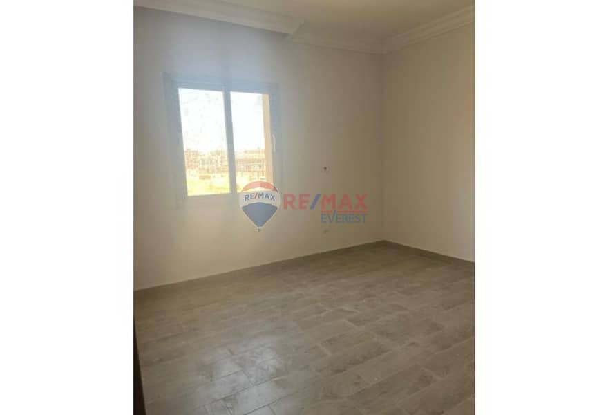 6 95b1ea77-496d-4d85-b437-babe0950d7ba. jpg