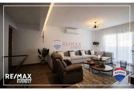 2 Bedroom Penthouse for Sale in Sheikh Zayed, Giza - 9faecb30-1f8c-457d-8a4f-84a50e09346b. jpg
