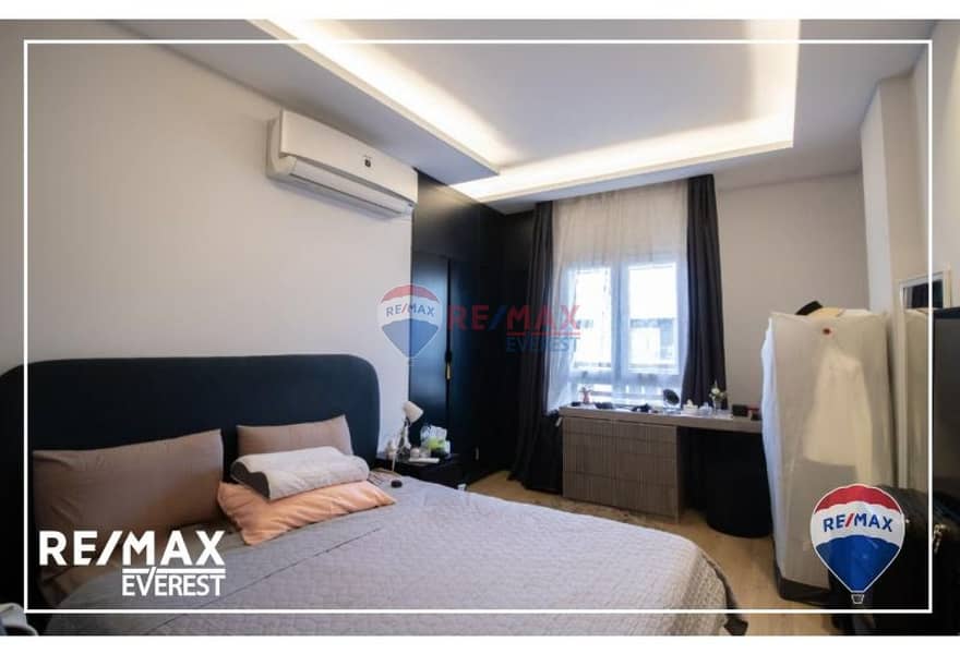 4 5b4b4b51-dae1-423c-972b-d33220678612. jpg