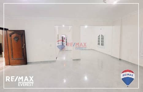 مکتب  للايجار في الشيخ زايد، الجيزة - WhatsApp Image 2025-05-21 at 1.00. 36 PM (1). jpeg