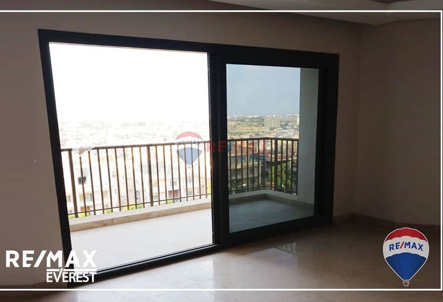 2 deefcef2-22f1-482e-a690-831b59f56be3. jpg