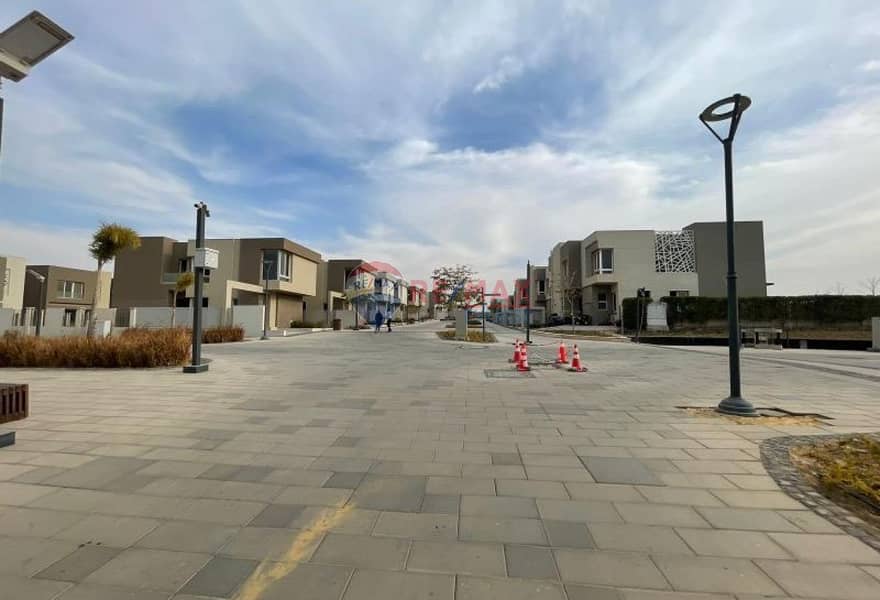 6 6eca4a88-7766-4c1f-a67d-ae5e098618b9. jpg