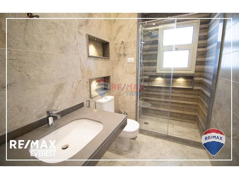 7 fc36ef12-4f70-4b1e-8d94-a6058841f575. jfif. jpg