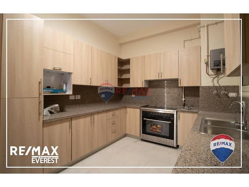 10 5305996a-dee5-435a-8aa6-d568dc44c3b4. jfif. jpg