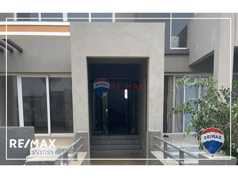 2 eebdd4f1-1925-4ef7-9aa7-1ce15a01f105. jfif. jpg