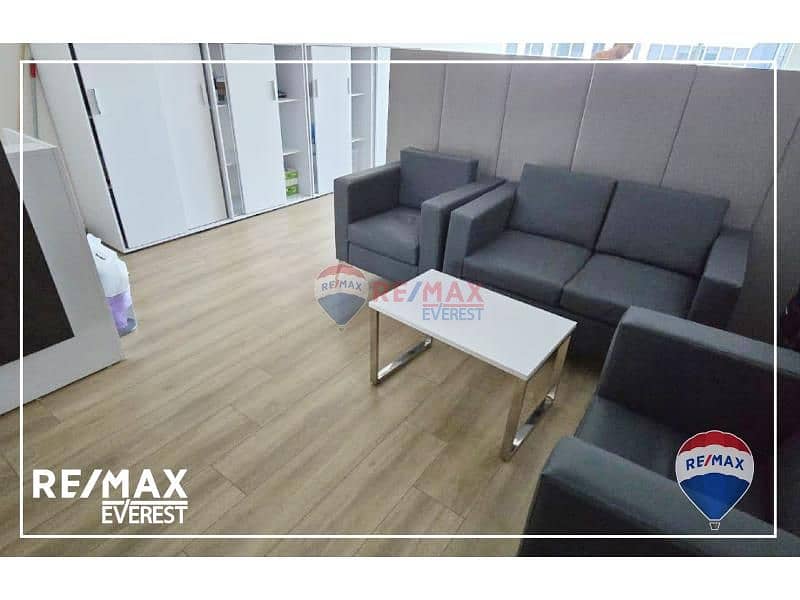 6 7b560d2f-6dbe-4261-b34b-e2286b03356b. jfif. jpg