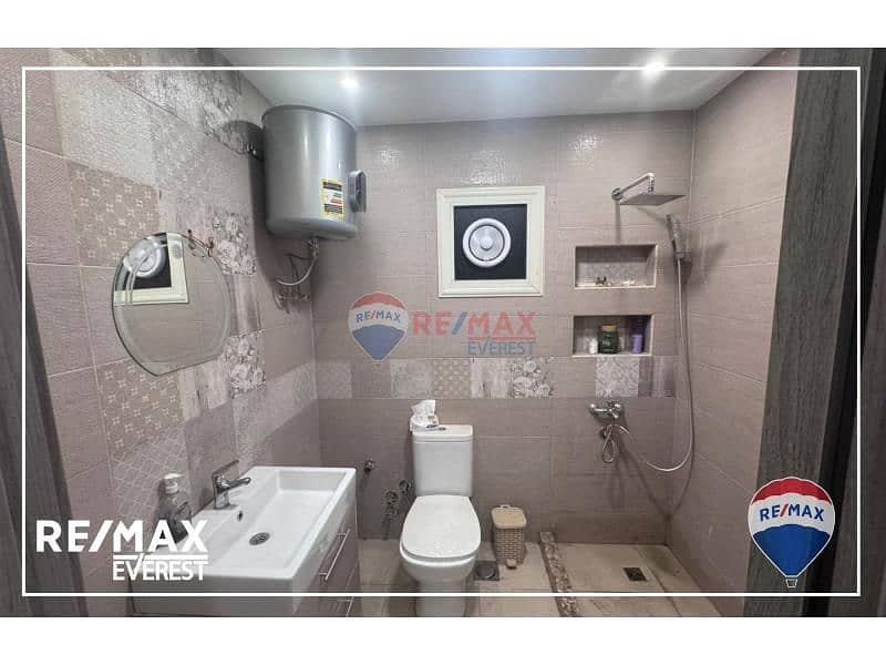 9 3520b4f2-fa12-45b8-ab82-b66f085c0ee1. jfif. jpg