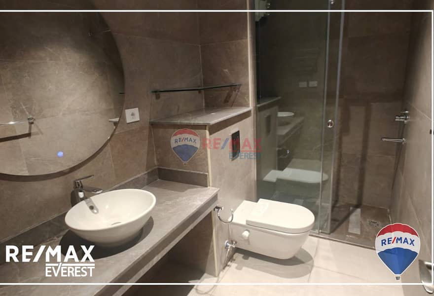 7 108252ce-6f25-4900-aa7b-54297aa1319d. jpg